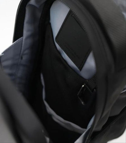 Open Bag with Items Inside:
"Spacious Evania Magnetic Gym Bag showing compartments for shoes and clothes"
